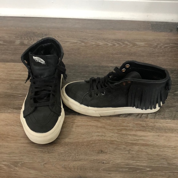 black leather vans size 6